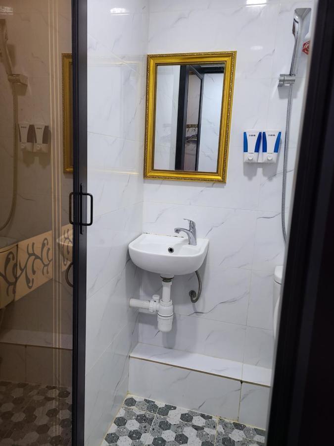 Hostel 16 Paris Guest House Block E Reception 10Th Floor Гонконг Экстерьер фото
